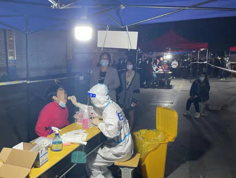 医技护齐上阵，福州爱尔青年突击队助力全民核酸检测提速、再提速