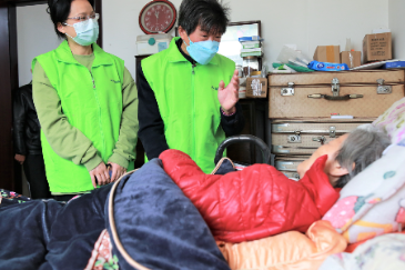 罹患直肠癌 9 年积极抗癌，六旬大叔乐当宁养院志愿者