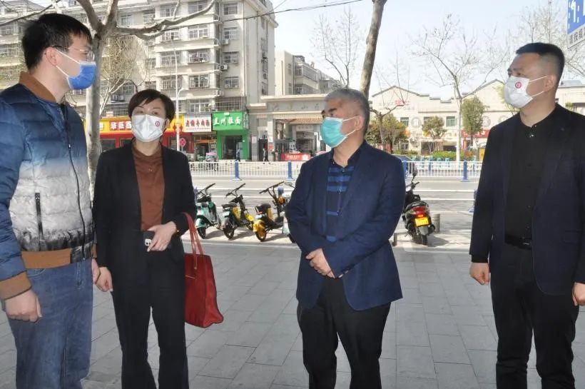 深入防控一线,压实防控责任