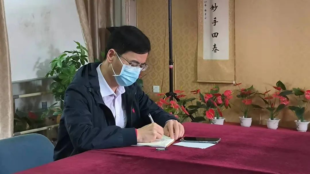 成都誉美医院院长质量大查房：月月自查强制度，改善细节促提升