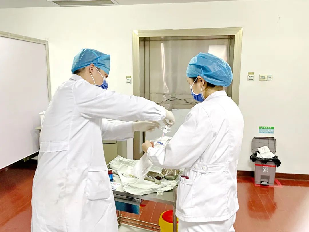 反复咳嗽咳痰，CT 引导下经皮肺穿刺活检术精准找出「元凶」