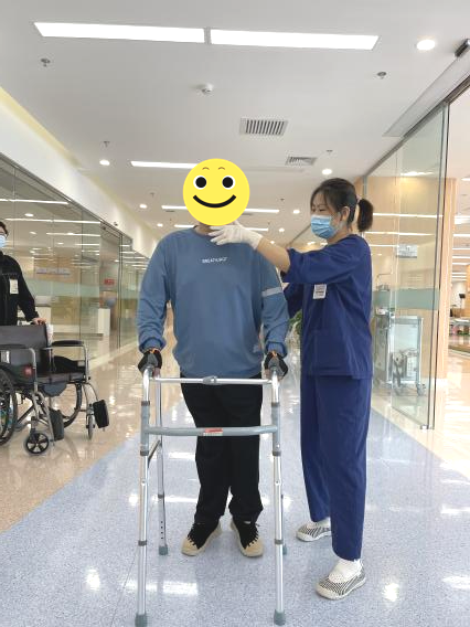 双膝关节外翻畸形截骨矫形术后的康复