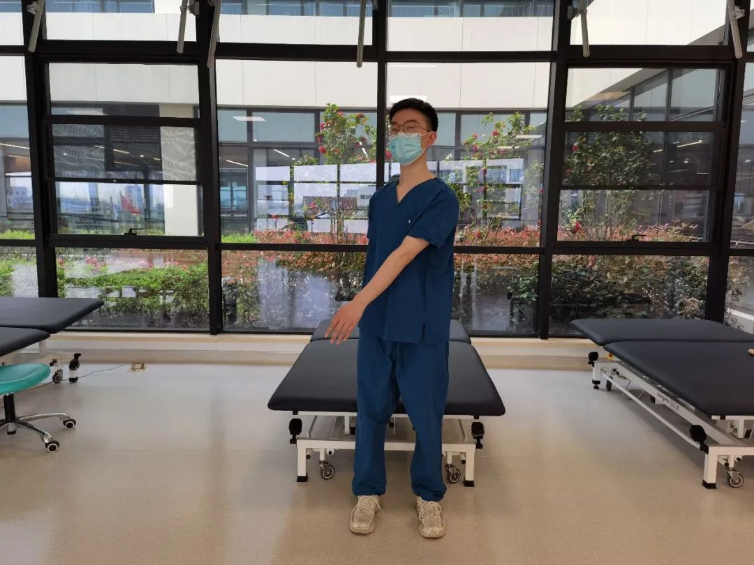 帕金森康复，这几个动作在家就能做