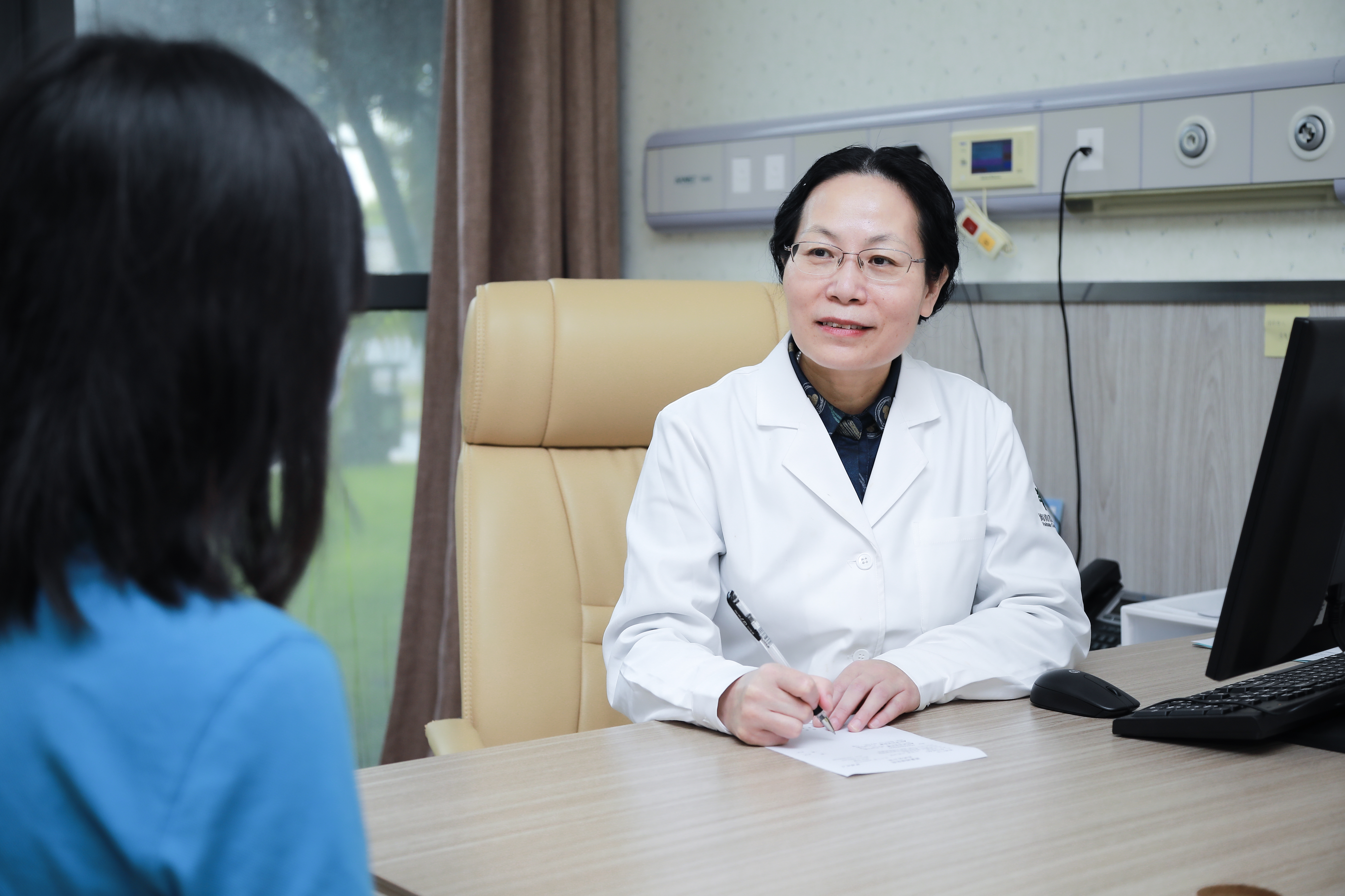 海南省肿瘤医院专家解读：为什么靶向治疗前要做基因检测？