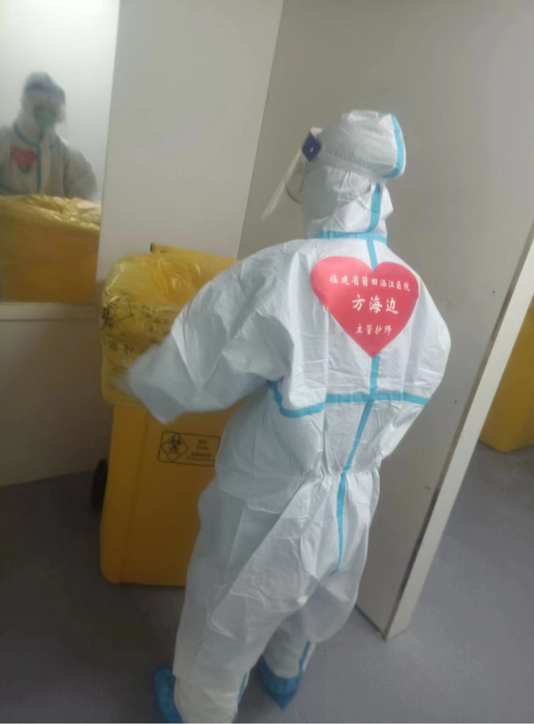 上海「疫」线：在方舱里，有时是治愈，常常是安慰