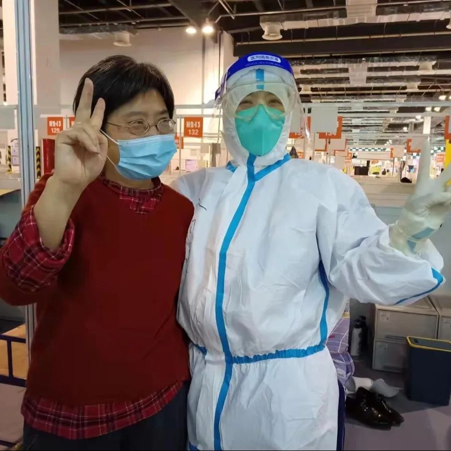 上海「疫」线：在方舱里，有时是治愈，常常是安慰