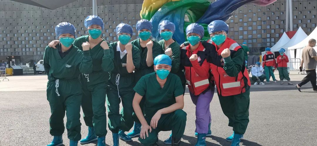 上海「疫」线：在方舱里，有时是治愈，常常是安慰