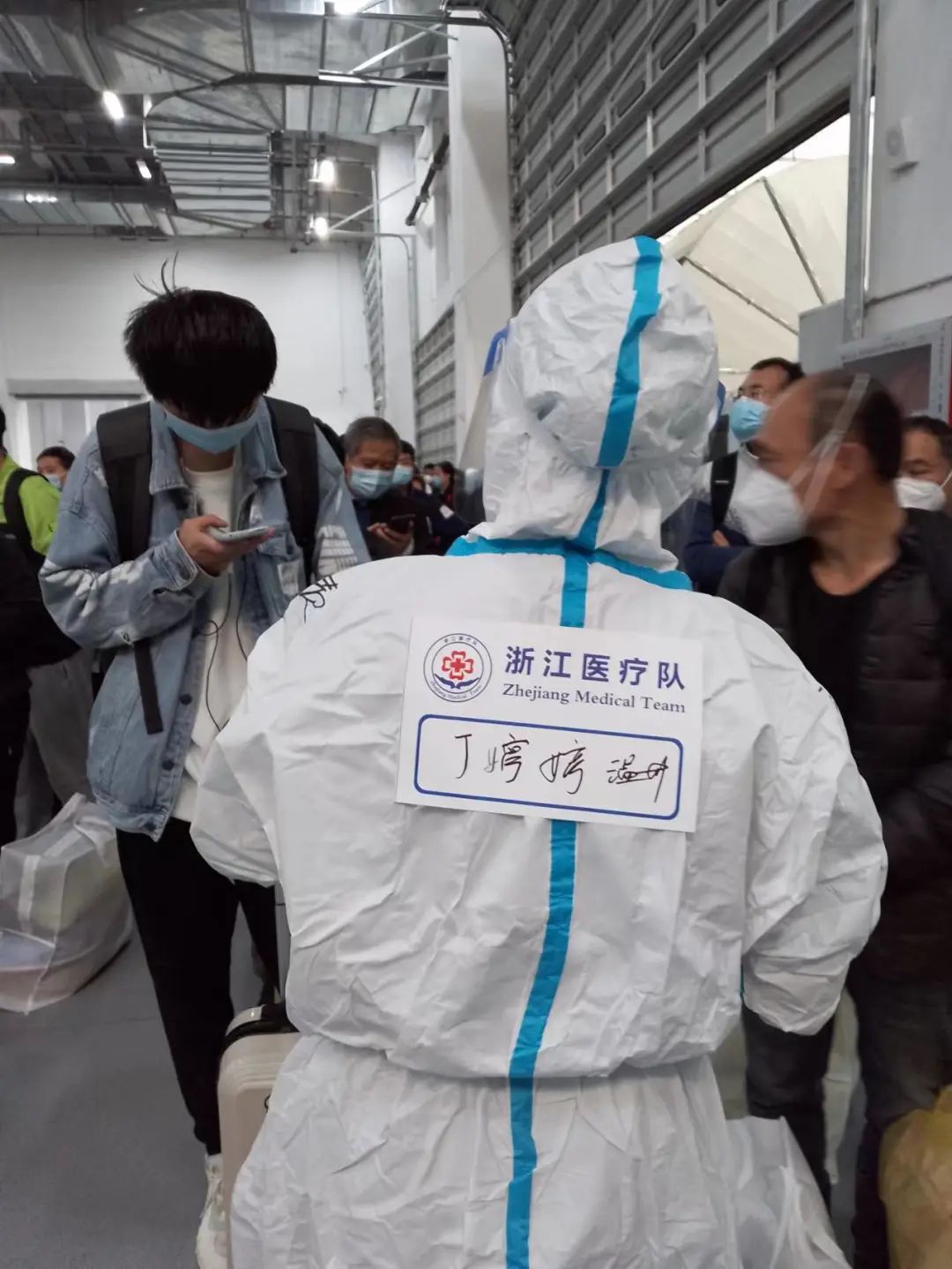 纸短情长，感谢信背后承载着的浓浓医患情——丁婷婷