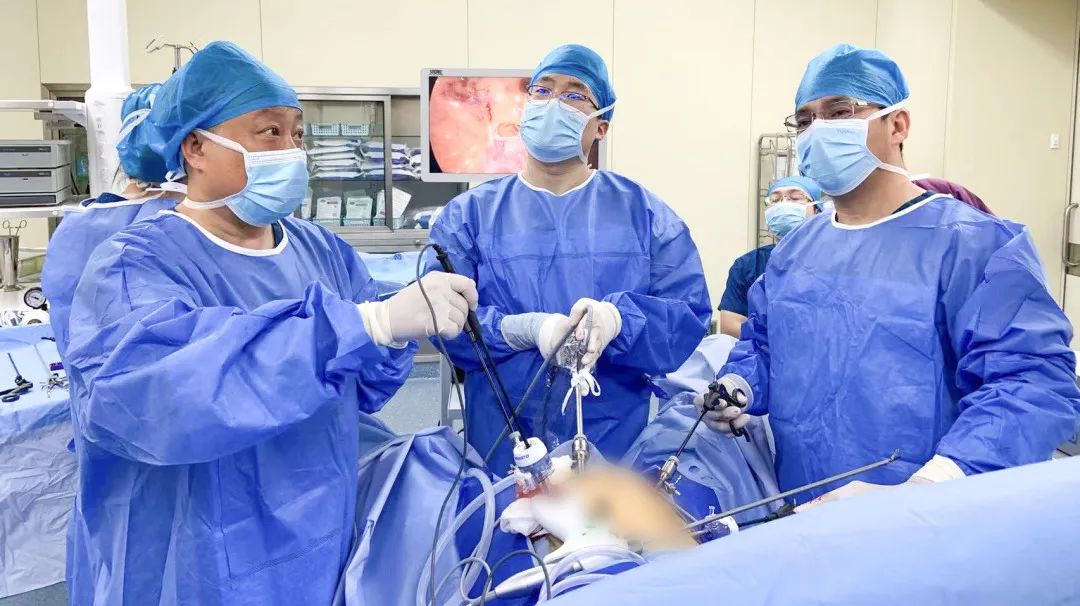 致敬每一位坚守医线的劳动者