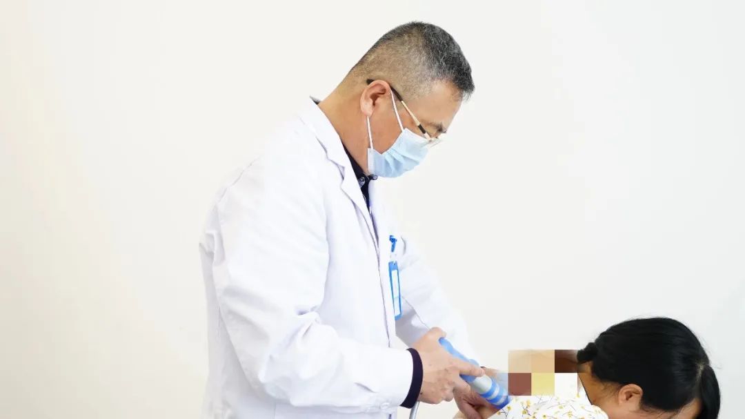 致敬每一位坚守医线的劳动者