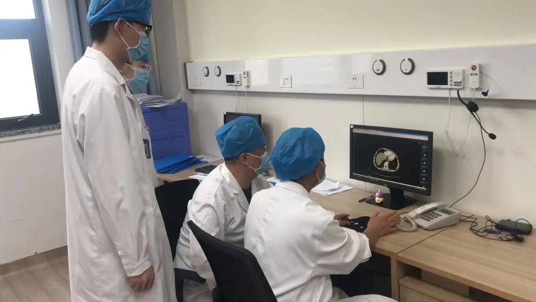 与死神抗争,在刀尖上跳舞,多学科协作救治 5 岁患癌男孩