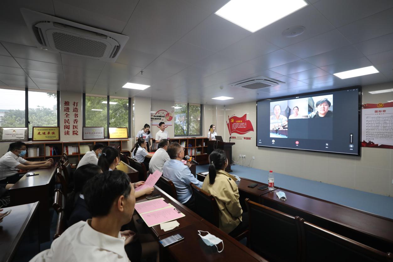 广西壮族自治区南溪山医院党支部多彩党团活动庆祝国际护士节