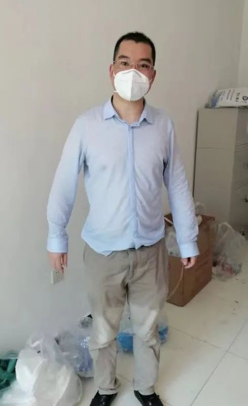 放下「银针」持拭子 白衣执甲战疫情——记疫情防控中的针灸科