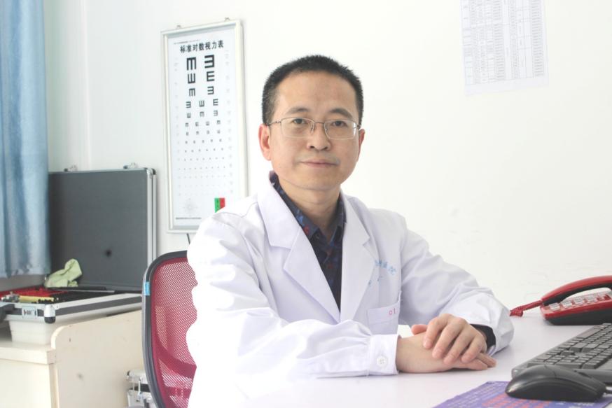 南平华厦眼科胡甫密：扎根革命老区，无愧军医传承