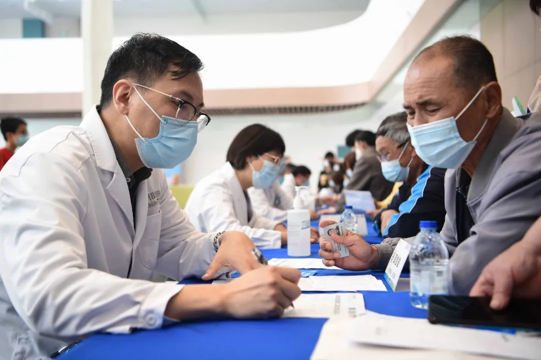 医路有我、感恩有你,嘉兴凯宜医院喜迎「周年记」