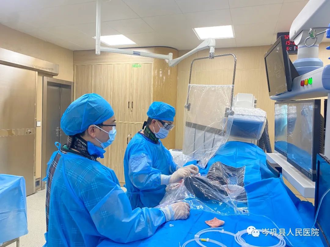 帮扶新技术，介入无植入——人医帮扶医生带领岑巩县人民医院心内科开展首例生物可吸收冠脉支架植入术