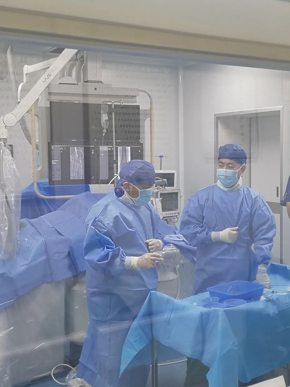 北京中医医院顺义医院疮疡血管外科成功完成首例下肢动脉球囊扩张、置管溶栓术
