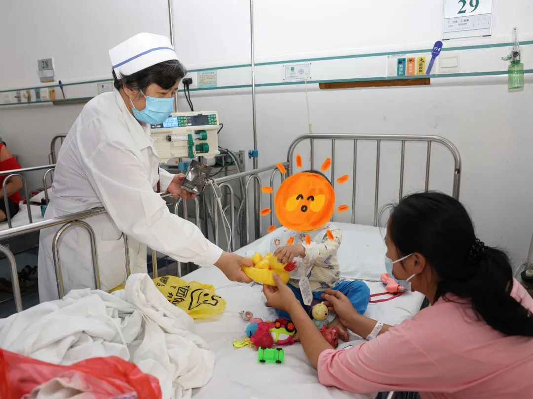 广西医科大一附院多科室举行六一儿童节主题活动