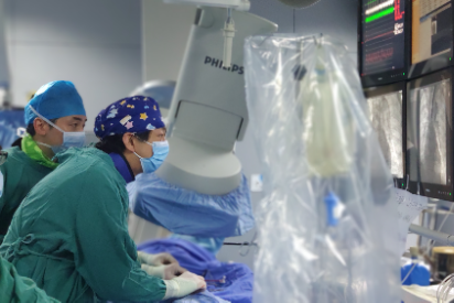 不开胸进行心脏换瓣手术，广西壮族自治区南溪山医院独立完成两台高难度 TAVR