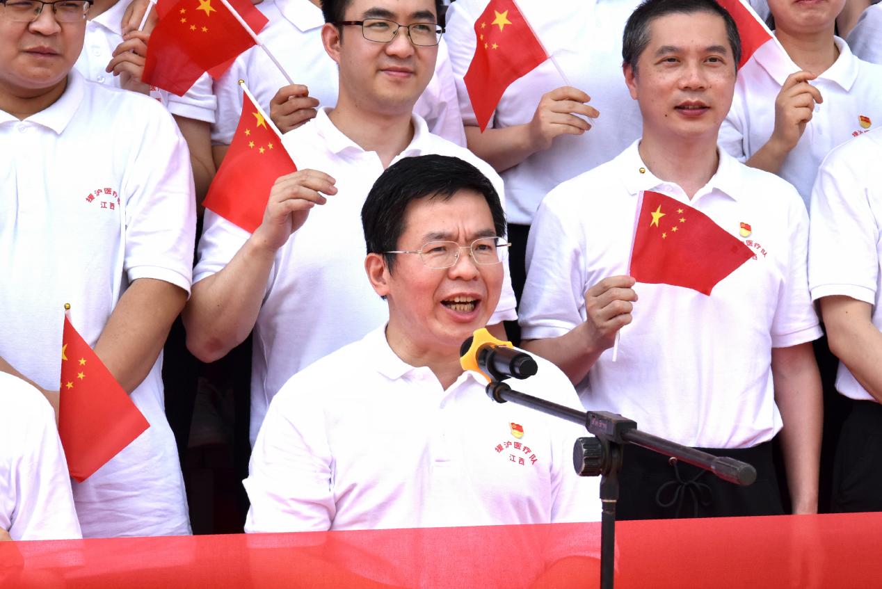 无畏逆行，载誉归来！南昌大学二附院隆重举行援沪医疗队平安凯旋欢迎仪式