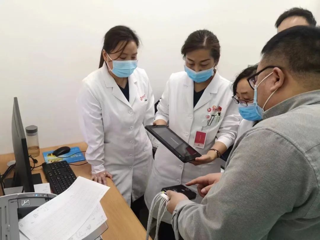 我与高新医院的二十年——专做心电图诊断 20 年，她们实现了月诊断量千倍增加