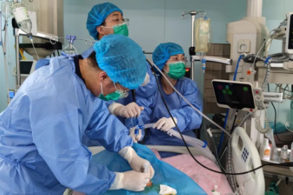 技术升级！西安高新医院实施经皮气管切开微创术建立患者生命通路