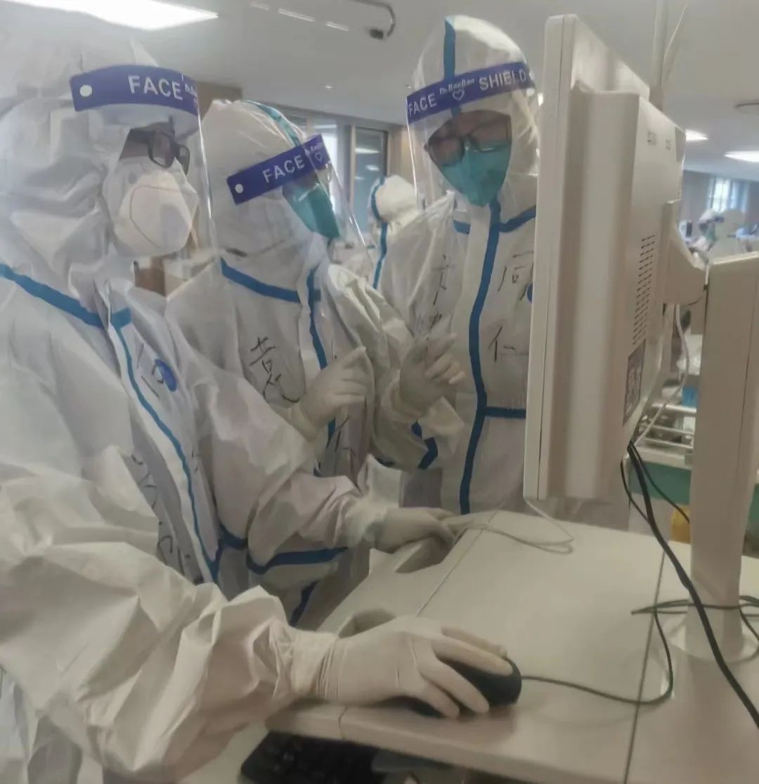 在 ICU 与死神较量的同仁重症人