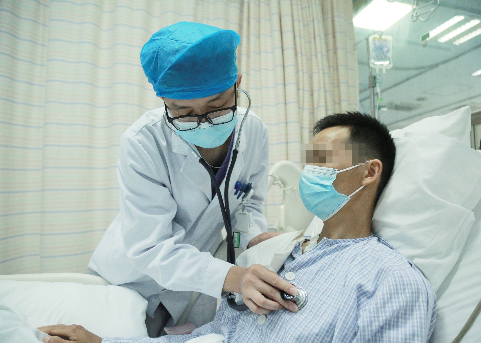 34 岁男子急性心梗合并心衰,武汉亚心医院 9 分钟极速准备手术