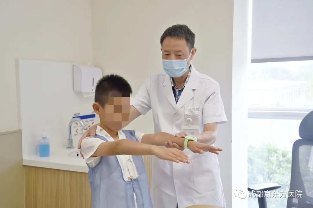 仁心仁术：成都京东方医院神经外科专家王利强