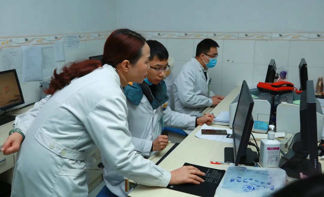 合江县人民医院儿科陈荣:一心一意为患者 崇德力行守初心