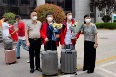 40 天、66 万，95 后魏东、张国栋圆满完成援沪核酸检测任务！