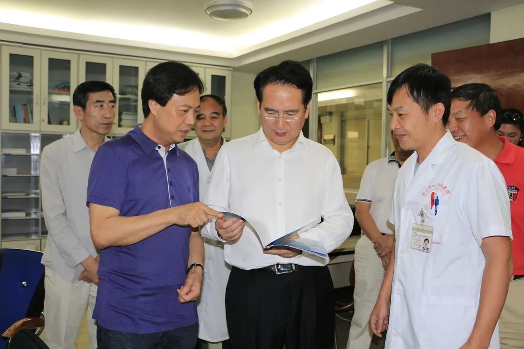 医疗惠侨,服务香港——热烈庆祝香港回归祖国廿五周年