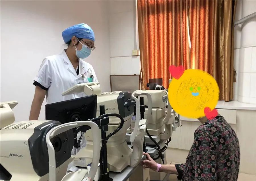 这位医生不简单，成功为高龄帕金森患者实施复明手术！