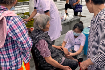 我为群众办实事：岳池县人民医院开展中医药宣传活动