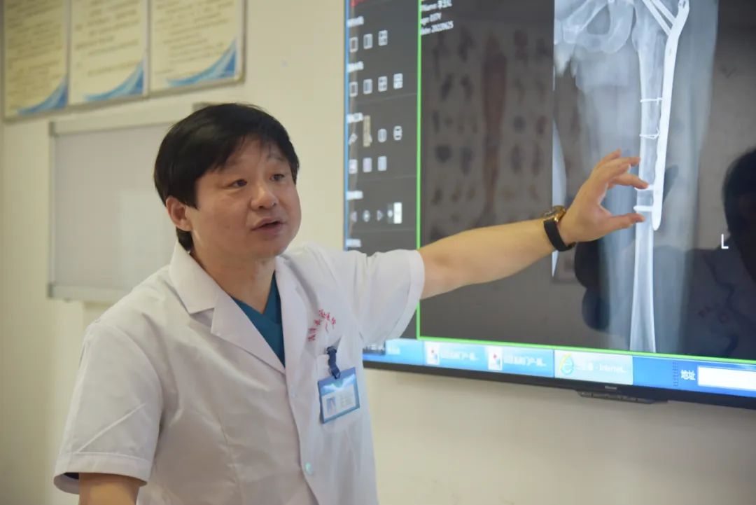 湄潭家礼医院骨科团队成功为一名良性骨纤维异常增殖症患者实施手术治疗
