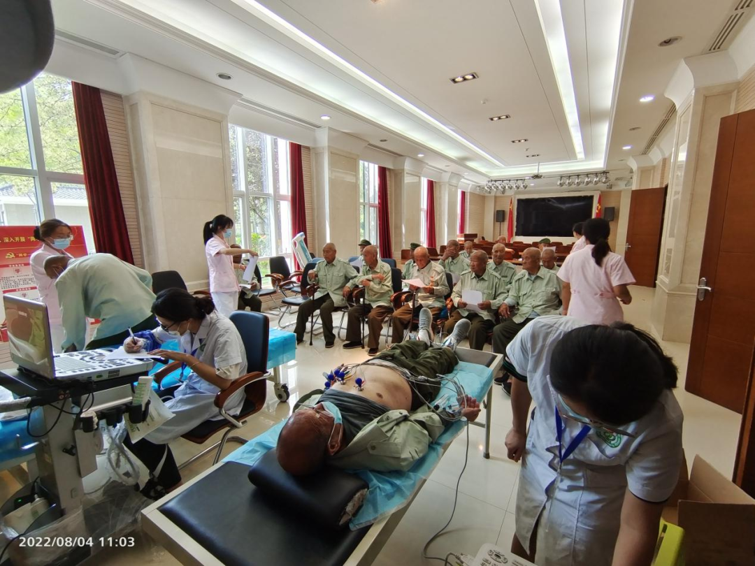 4 天，6 站，460 人！西安大兴医院专家团赴陕北为老兵送健康