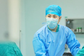 【致敬医师节】湖南省「最美医生」、长沙市名医魏利成：最美医者心，枝叶总关情