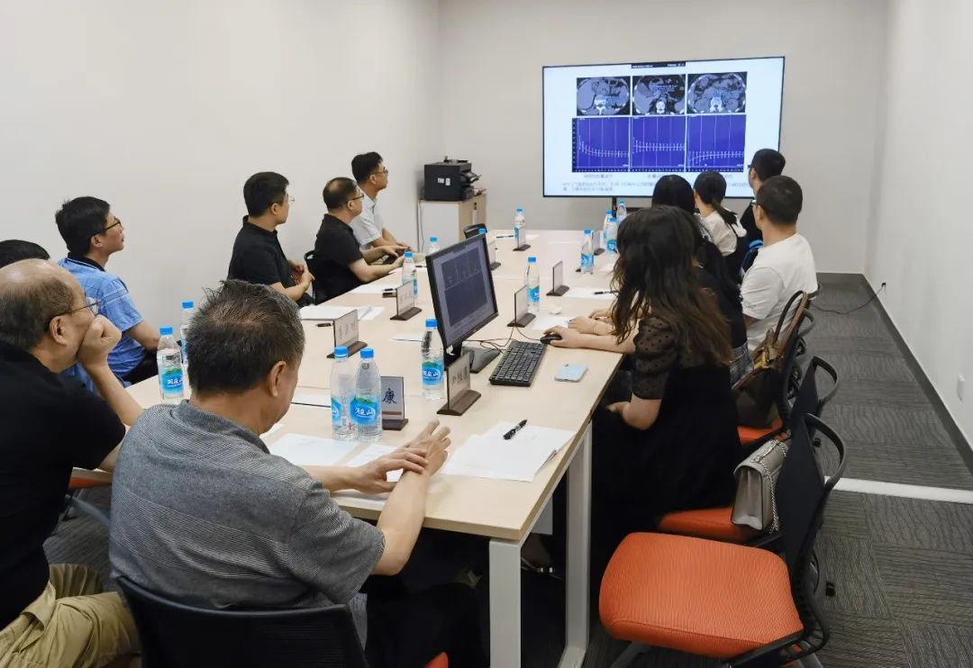 苏州 MRI 专家齐聚我院举办医学影像学术盛会