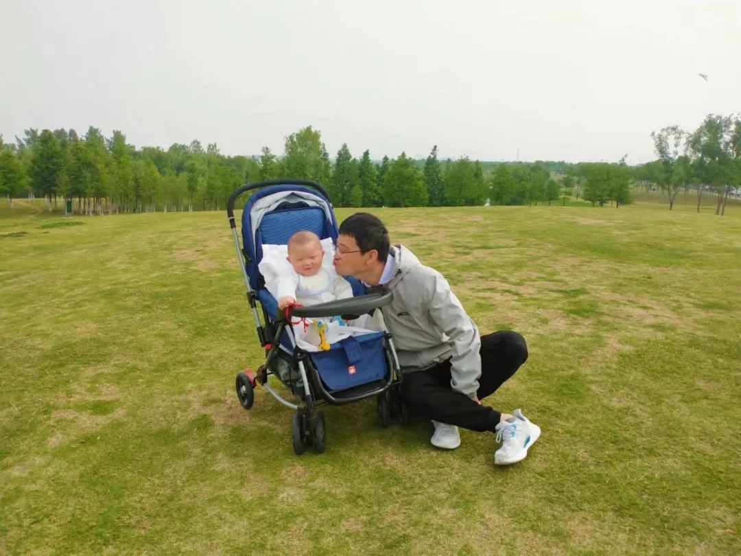 家有医生 | 费文明：医护「夫妻档」的小家大爱