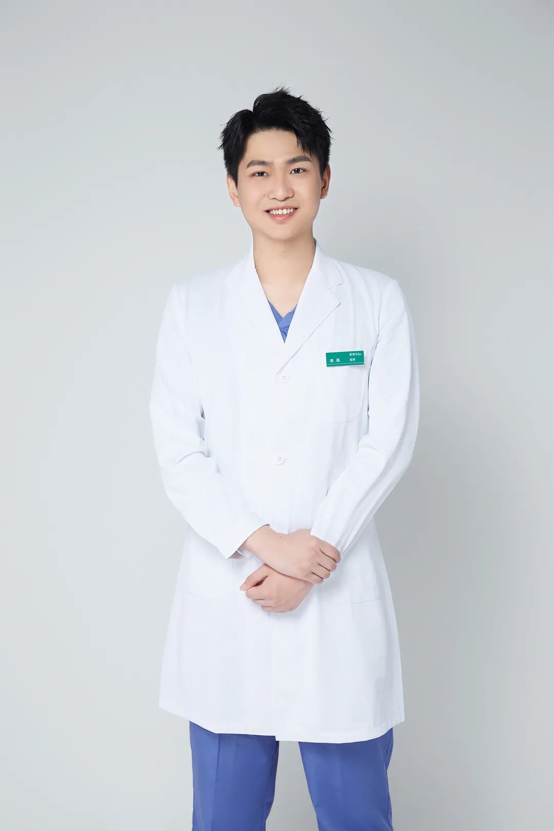 高度近视党摘镜，能做激光手术吗？