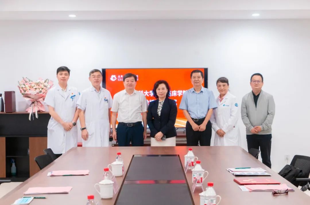 庚玖头条 | 我院聘任陈佳艺教授为特聘教授