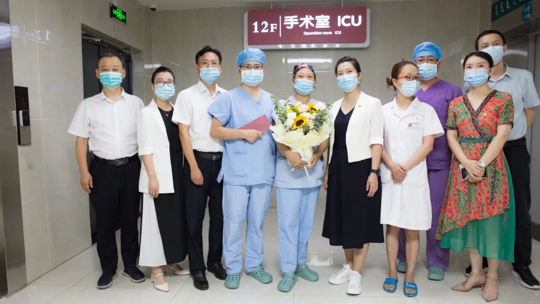 「医」心向党，踔厉奋进——攀枝花市妇幼保健院举办 2022 年中国医师节庆祝大会