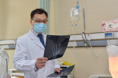 徐州仁慈医院朱辉——做百姓健康的「手」护者