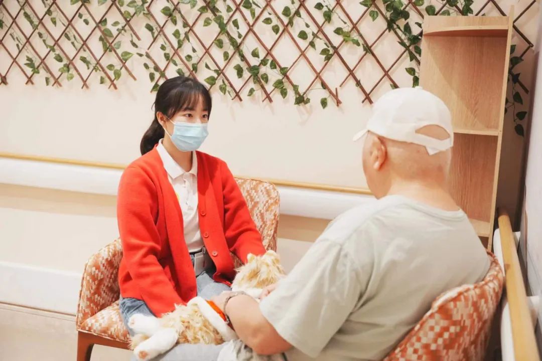 假如有一天你忘记了自己……还有他们记得你