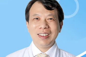 荆门市中医医院蒋鹏飞——有一种坚守叫与你同在