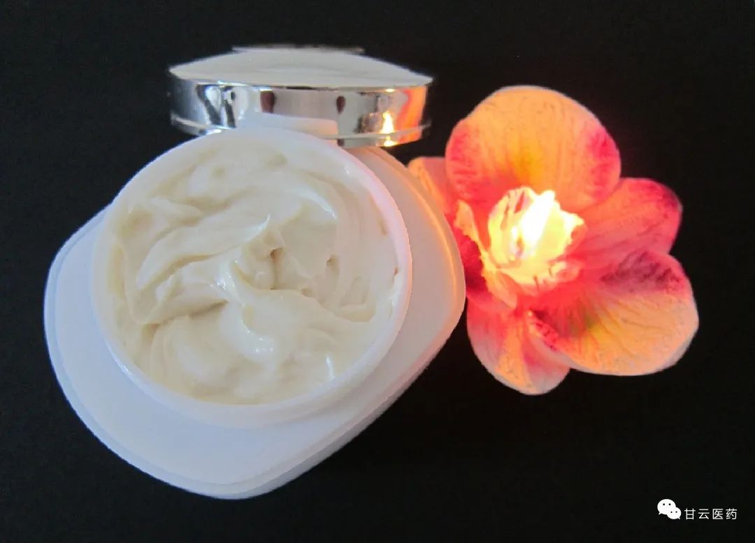 二氯甲烷：虽然有点毒，但能海纳百川