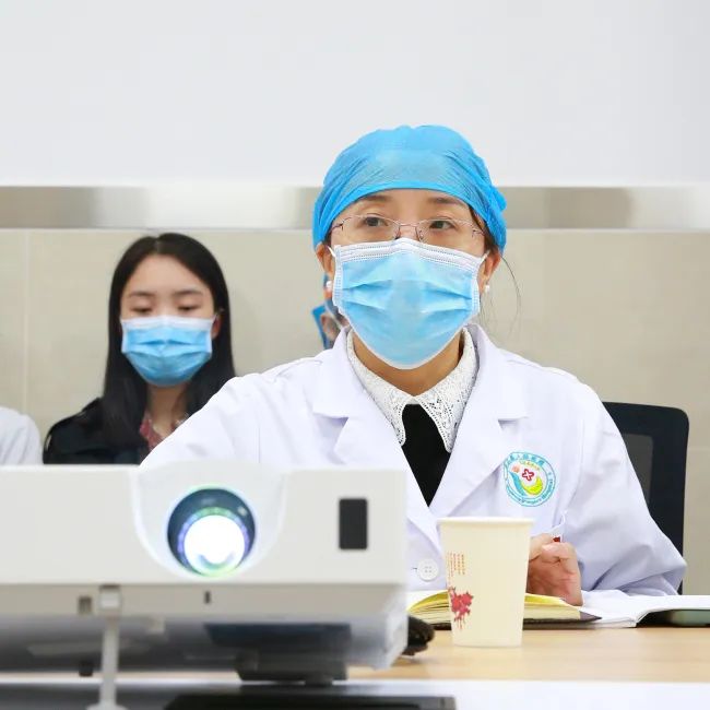 合江县人民医院开展新冠疫情防控应急演练