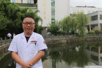 王修：用体谅和理解书写医者诺言