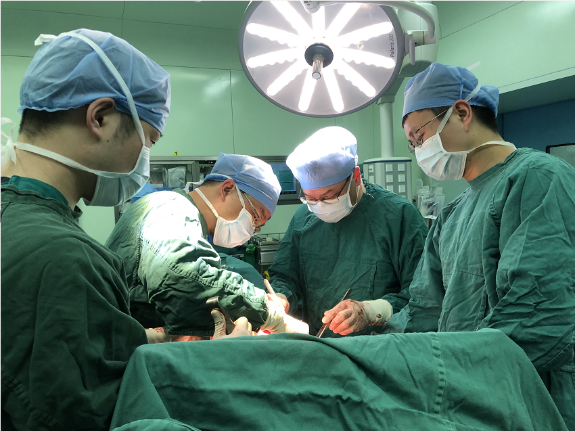 长段输尿管狭窄，看武汉大学人民医院泌尿外科如何为 89 岁太婆破解难题