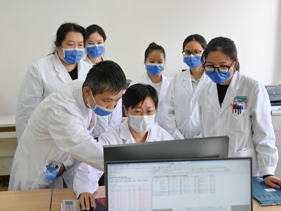 跨越 1000 公里，萨米医疗将深圳的高水平医疗「送进」德保群众心里
